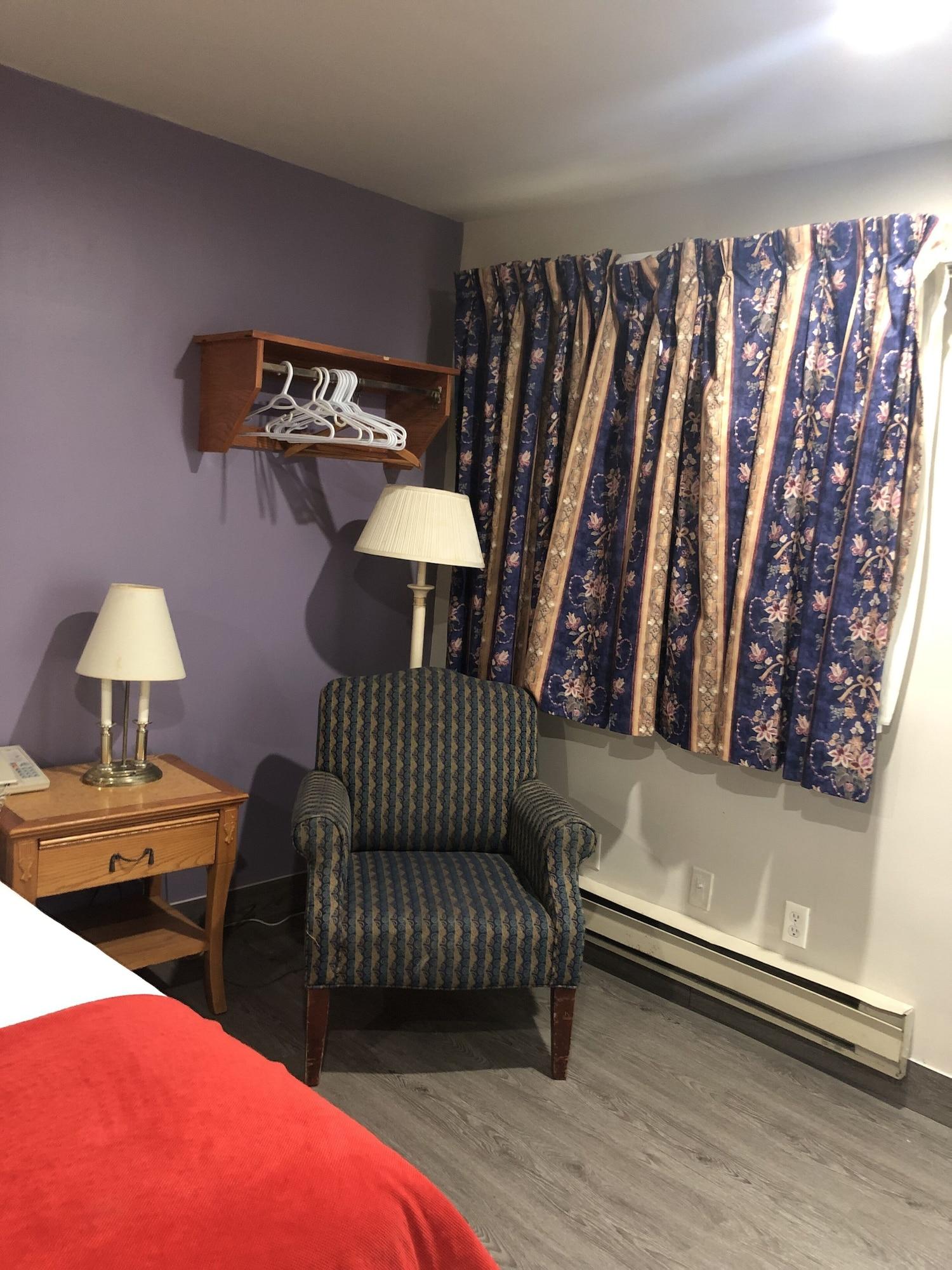 Thriftlodge By Wyndham Moncton Exterior photo