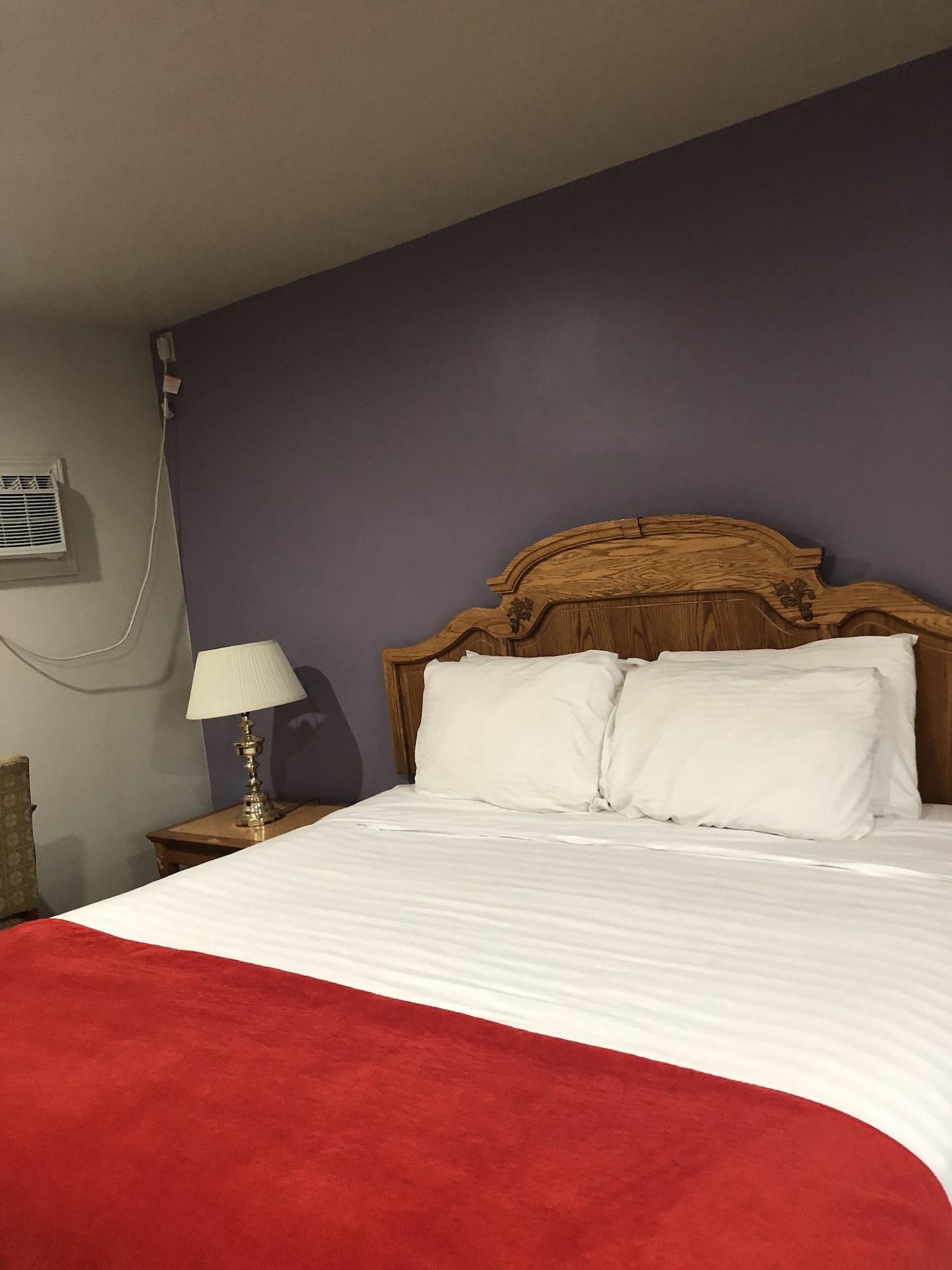 Thriftlodge By Wyndham Moncton Exterior photo